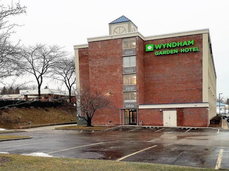 Hotel Wyndham Garden Kenosha Harborside Exterior foto