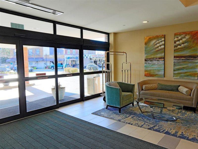 Hotel Wyndham Garden Kenosha Harborside Exterior foto