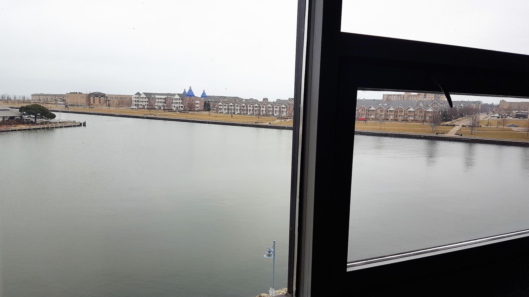 Hotel Wyndham Garden Kenosha Harborside Exterior foto