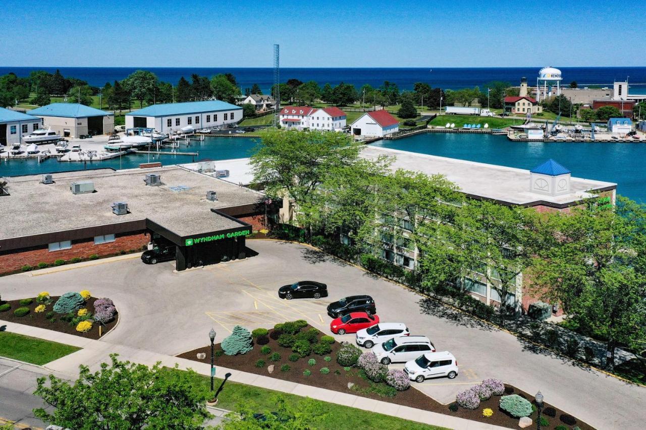 Hotel Wyndham Garden Kenosha Harborside Exterior foto