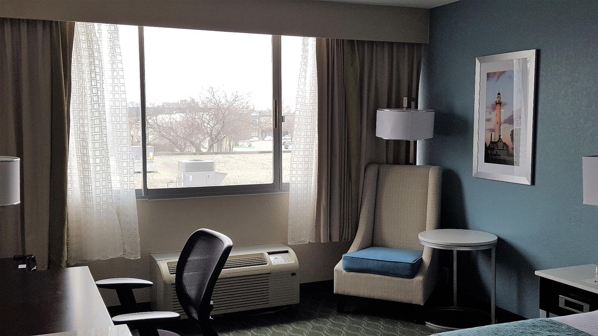 Hotel Wyndham Garden Kenosha Harborside Exterior foto