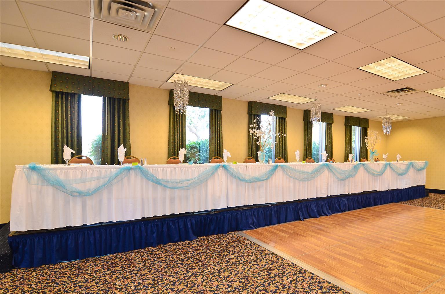 Hotel Wyndham Garden Kenosha Harborside Restaurante foto