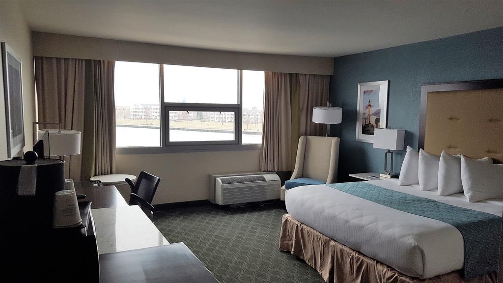 Hotel Wyndham Garden Kenosha Harborside Exterior foto